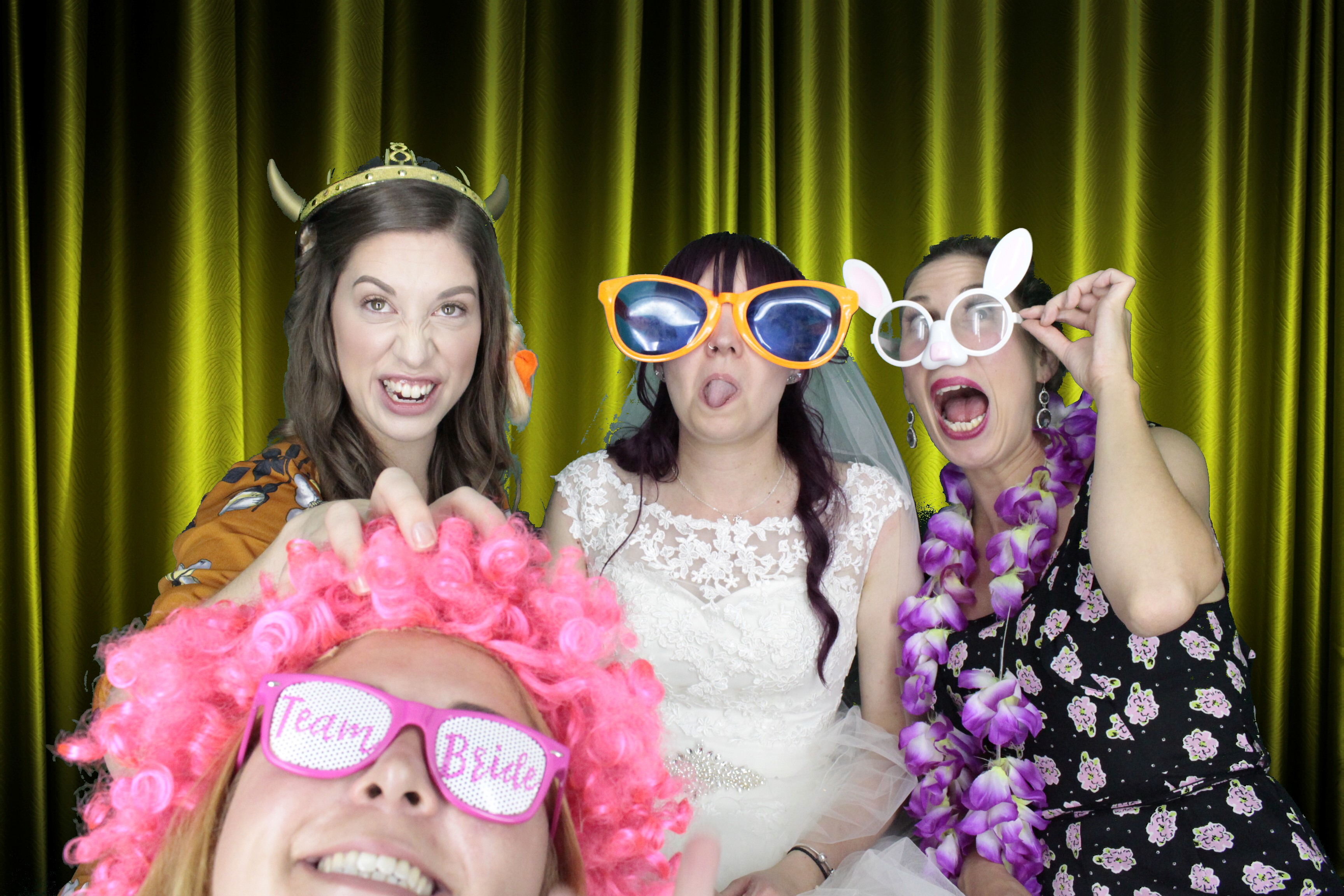 Katie and Jons Wedding | View more photos from the event at gallery.myphotoboothexperience.co.uk/u/MyPhotoBoothExperienceLtd/Katie-and-Jons-Wedding